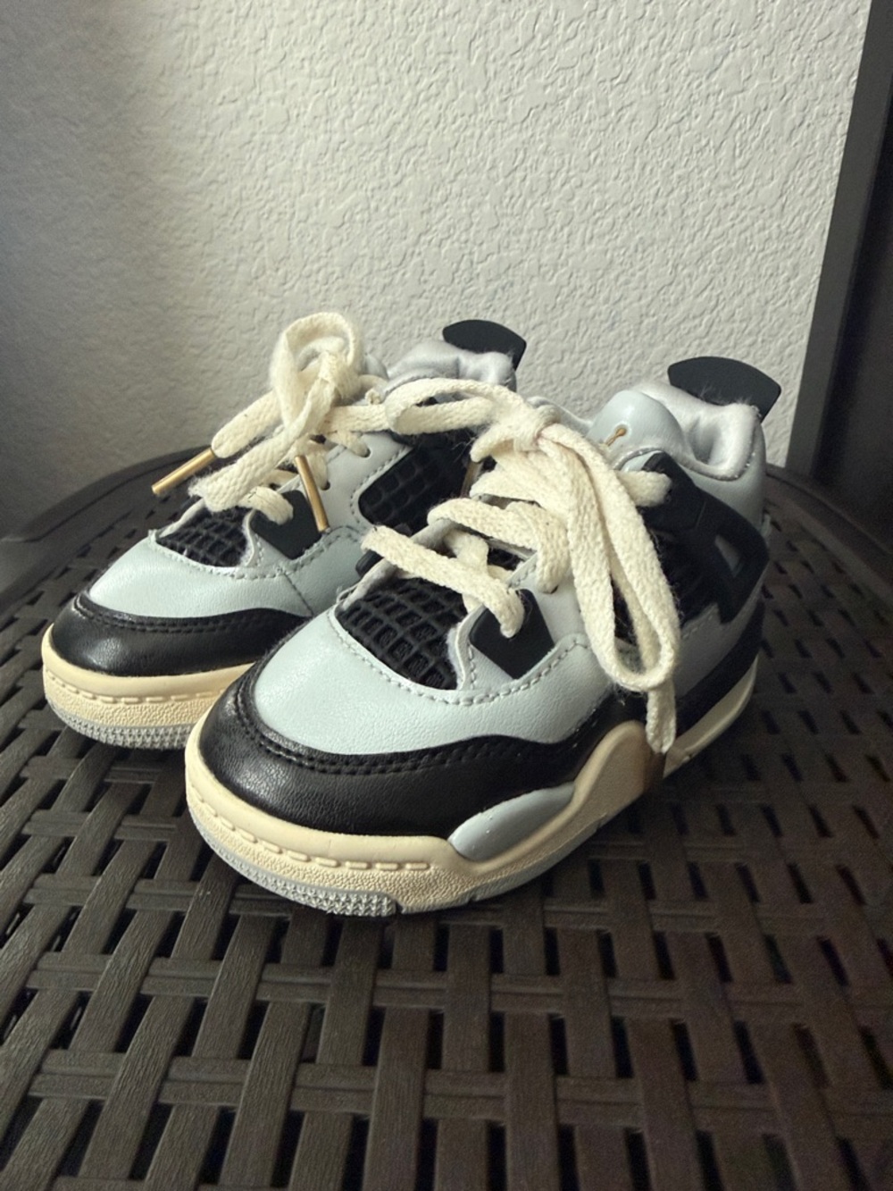 Jordan 4 Retro Platinum Gold Toddler Shoe